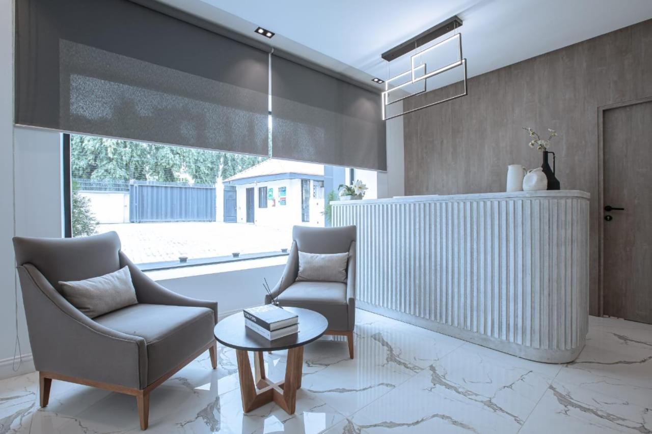 Knightsbridge Hotel & Suites Αμπούζα Εξωτερικό φωτογραφία