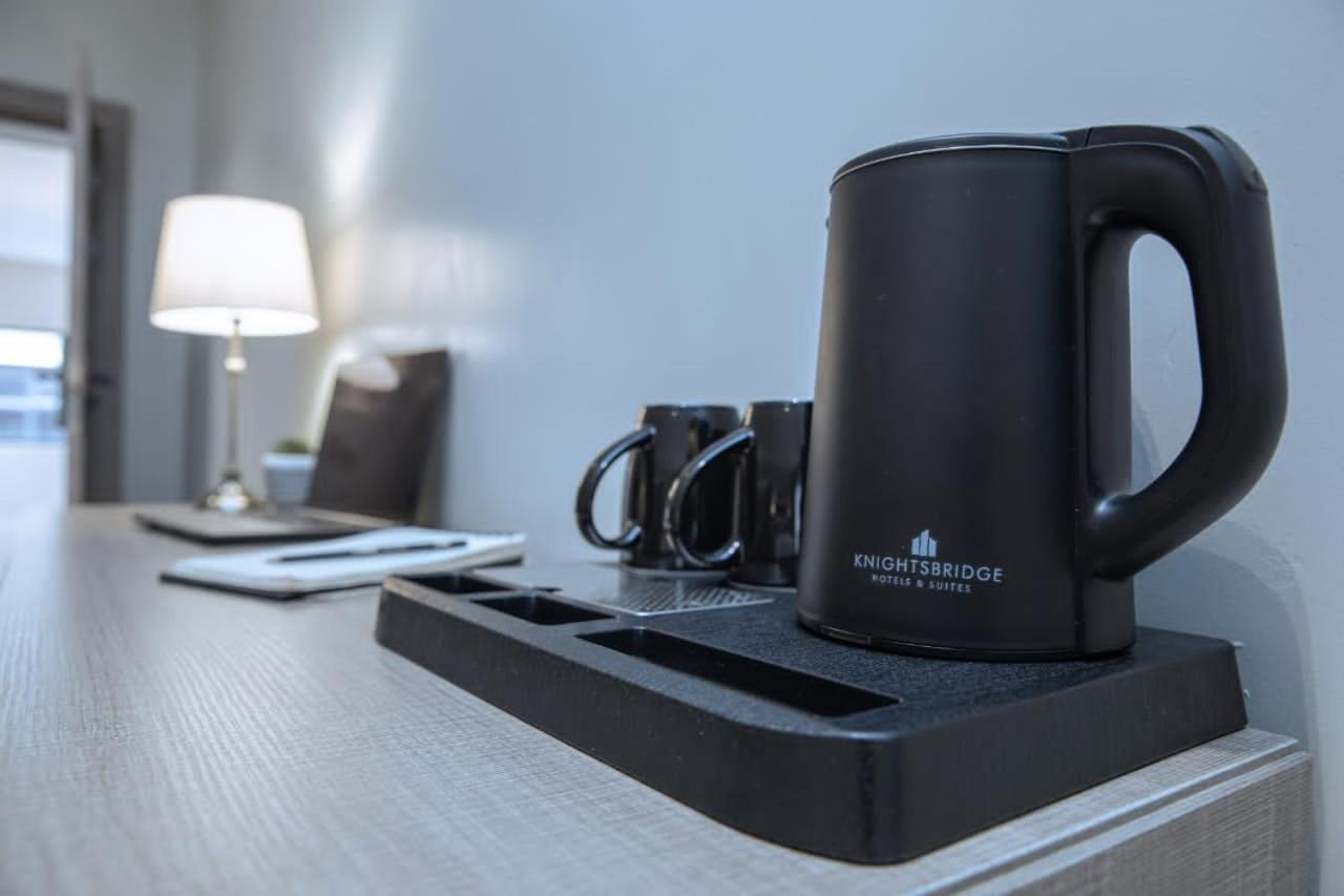 Knightsbridge Hotel & Suites Αμπούζα Εξωτερικό φωτογραφία