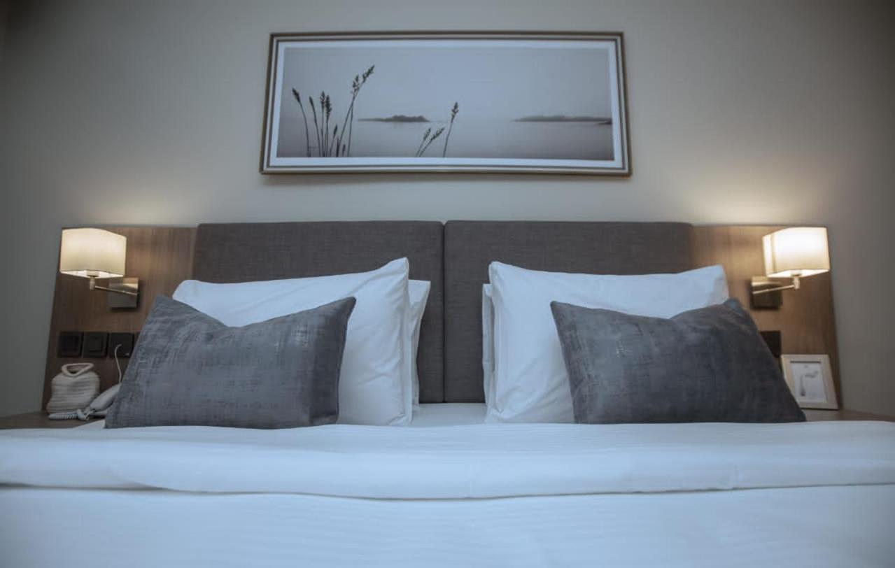 Knightsbridge Hotel & Suites Αμπούζα Εξωτερικό φωτογραφία